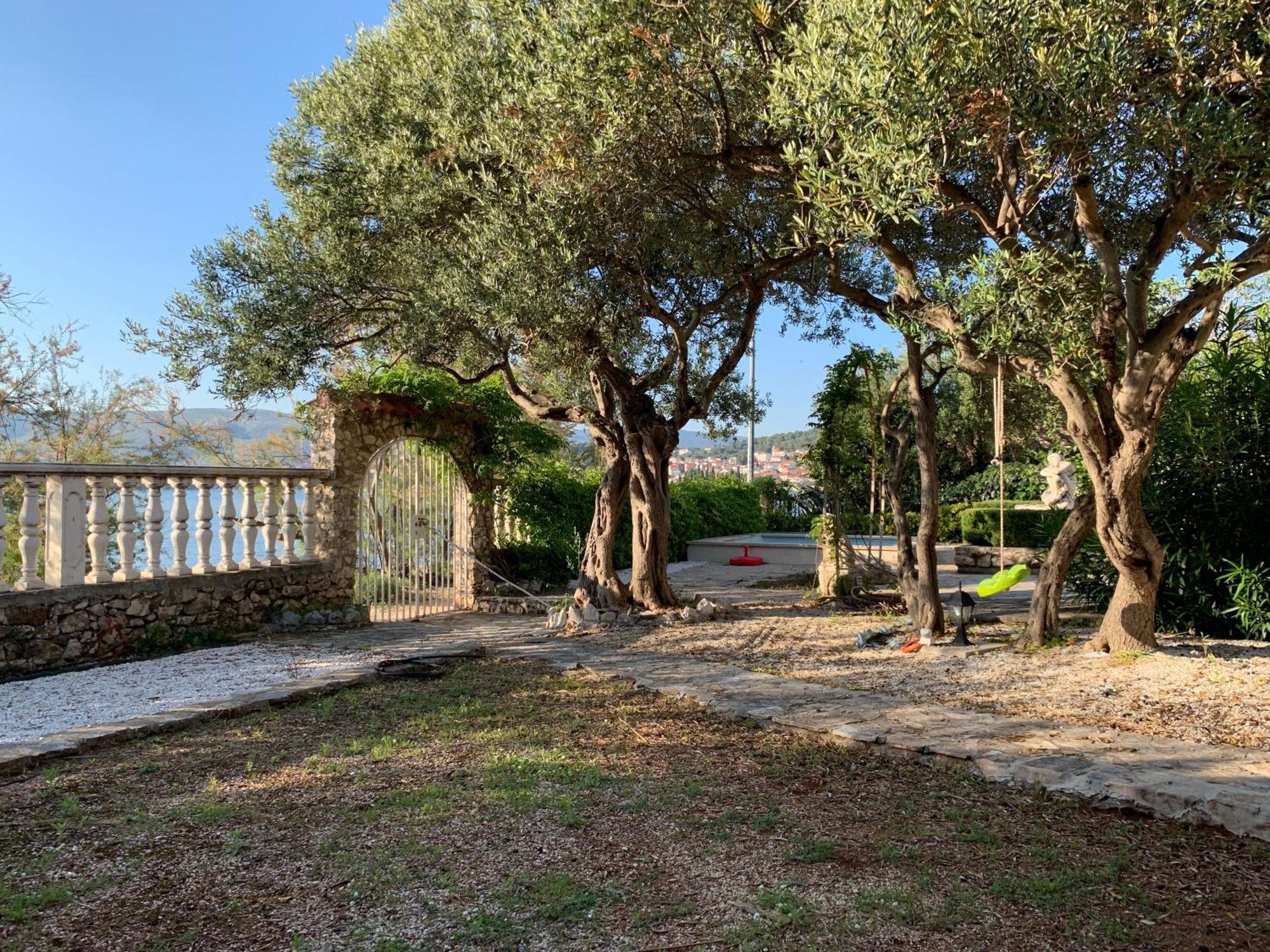 Apartments Villa Julia Trogir Kültér fotó